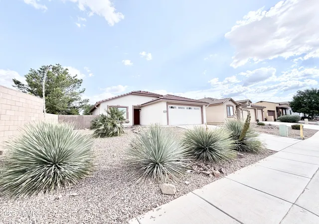 2nd image of 2460 Jacks Dr, Sierra Vista, AZ 85635 | MLS# 7052620