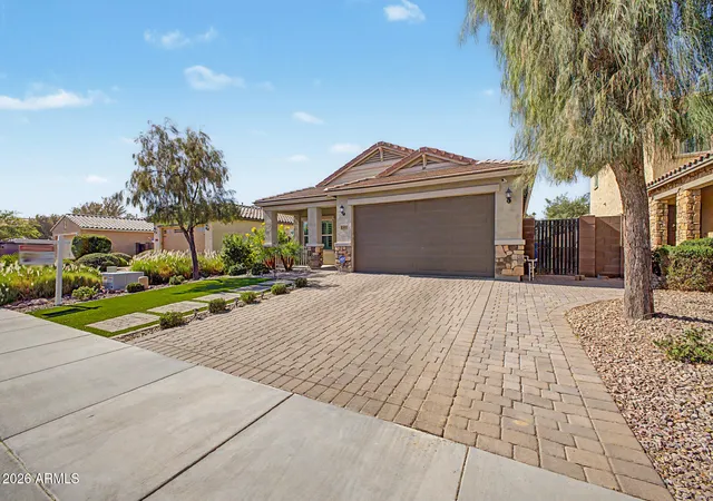 Homes for sale in Gilbert, AZ | 2694 E Runaway Bay Pl, Gilbert, AZ 85298 | MLS# 7028317