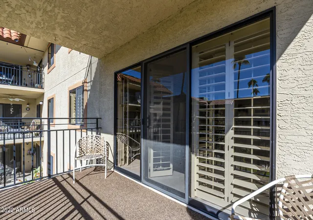 4th image of 10330 W Thunderbird Blvd #B204, Sun City, AZ 85351 | MLS# 7032829