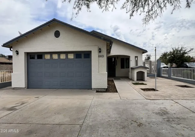 Photo 2 of Single family home for sale at 6601 N 54th Avenue, Glendale, AZ 85301 | MLS# 7028943 | Listing updated on 2026-07-27