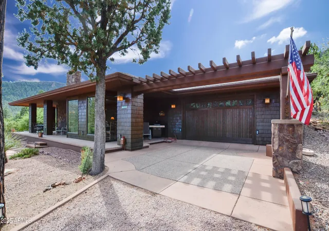 Photo 1 of Single family home for sale at 6682 W Windsong Ln, Pine, AZ 85544 | MLS# 7028862 | Listing updated on 2026-08-26