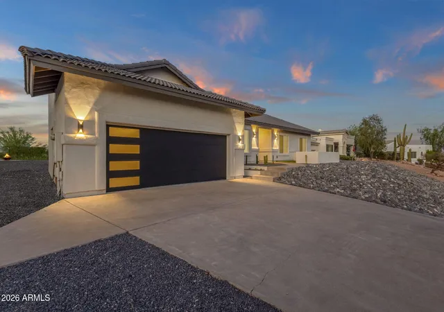 Photo 4 of Single family home for sale at 15520 E Sunburst Dr, Fountain Hills, AZ 85268 | MLS# 7028629 | Listing updated on 2026-08-20