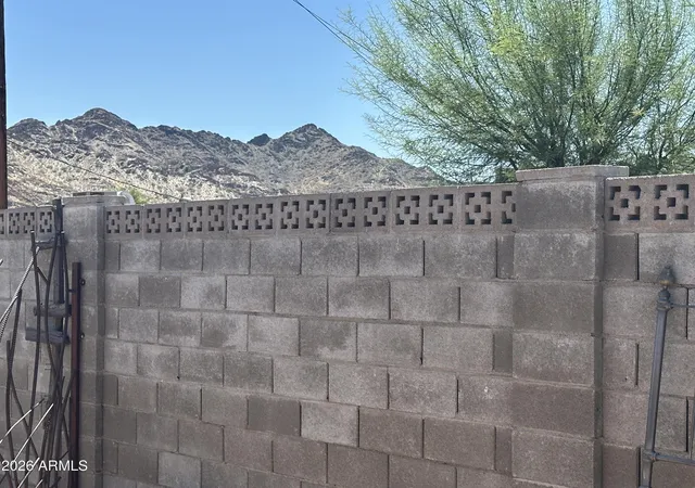 Photo 3 of Single family home for sale at 1229 E Mercer Ln, Phoenix, AZ 85020 | MLS# 7033215 | Listing updated on 2026-10-22