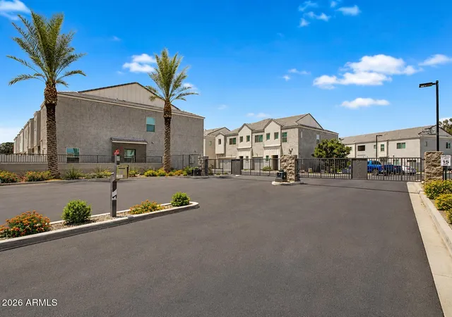 2nd image of 2275 W Harmont Dr, Phoenix, AZ 85021 | MLS# 7029137
