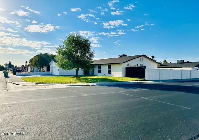 3rd image of 5649 W Onyx Ave, Glendale, AZ 85302 | MLS# 7029103