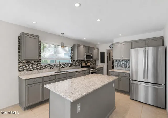 Photo 3 of Single family home for sale at 3207 W Molly Ln, Phoenix, AZ 85083 | MLS# 7034276 | Listing updated on 2026-08-14