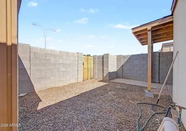 Homes for sale in Phoenix, AZ | 3120 N 67th Lane, Phoenix, AZ 85033 | Houzeo