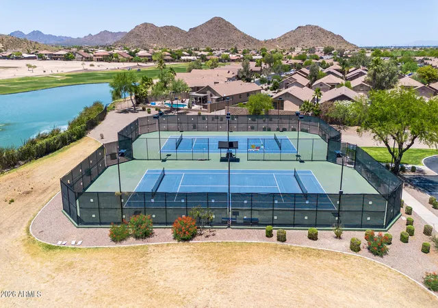54th image of 106 W Sundance Ct, San Tan Valley, AZ 85143 | MLS# 7029368