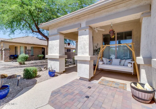 Photo 3 of Single family home for sale at 106 W Sundance Ct, San Tan Valley, AZ 85143 | MLS# 7029368 | Listing updated on 2026-10-02