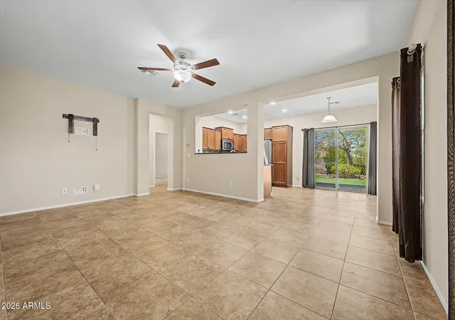 4th image of 1652 W Straight Arrow Ln, Phoenix, AZ 85085 | MLS# 7029374