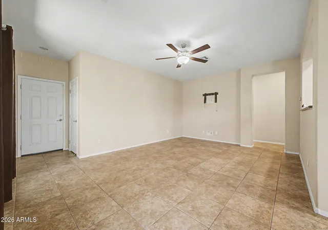 5th image of 1652 W Straight Arrow Ln, Phoenix, AZ 85085 | MLS# 7029374