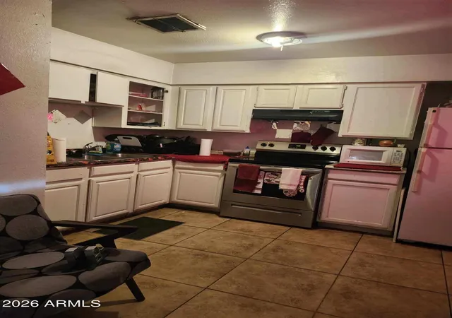 3rd image of 2755 E Atlanta Ave, Phoenix, AZ 85040 | MLS# 7030068