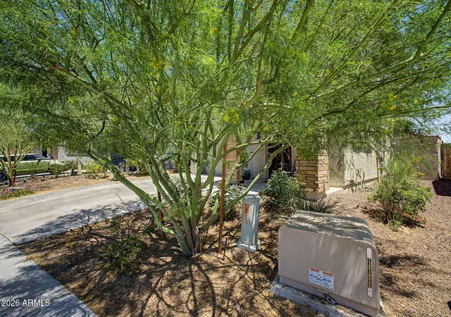 3rd image of 2119 N Marketside Ave, Buckeye, AZ 85396 | MLS# 7030074