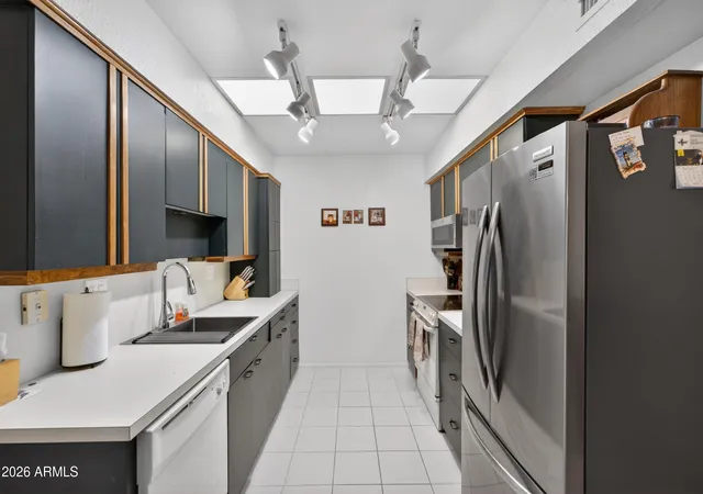 Photo 3 of Townhouse for sale at 13082 N 100th Drive, Sun City, AZ 85351 | MLS# 7029782 | Listing updated on 2026-09-20