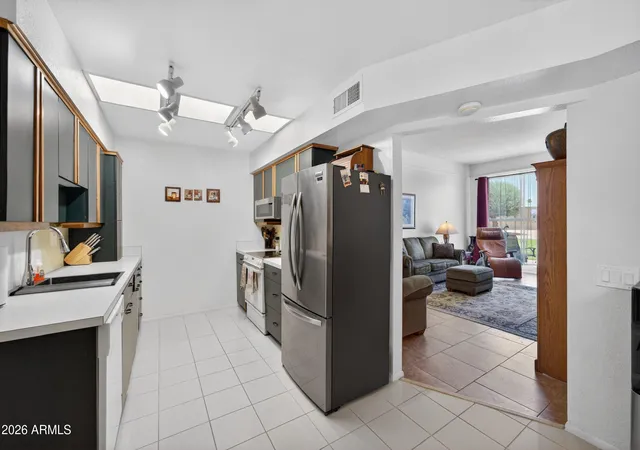 Photo 4 of Townhouse for sale at 13082 N 100th Drive, Sun City, AZ 85351 | MLS# 7029782 | Listing updated on 2026-09-20