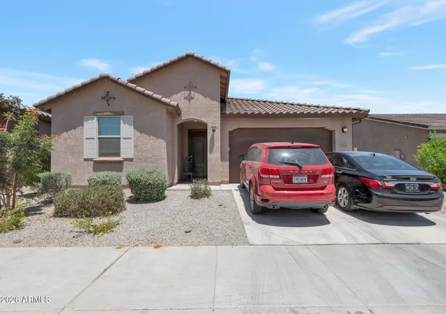 1st image of 2544 W Sunland Ave, Phoenix, AZ 85041 | MLS# 7029607