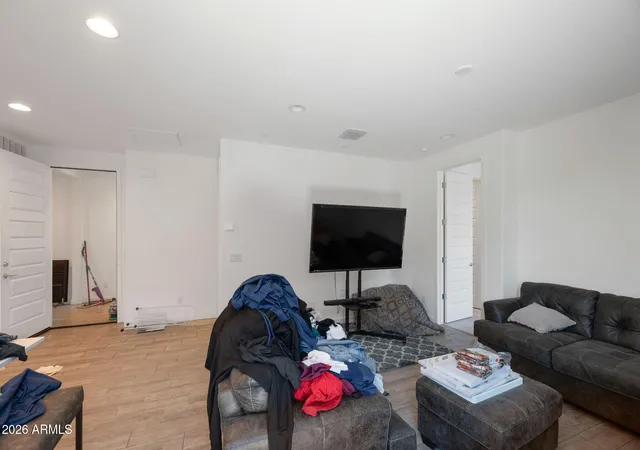 5th image of 2544 W Sunland Ave, Phoenix, AZ 85041 | MLS# 7029607
