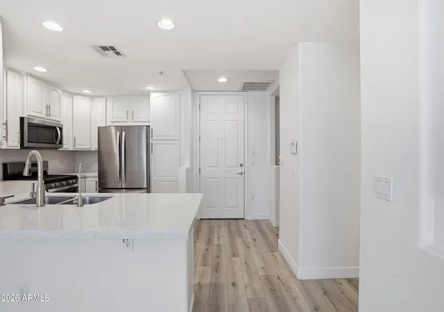Homes for sale in Phoenix, AZ | 5350 E Deer Valley Dr #2435, Phoenix, AZ 85054 | MLS# 7029639