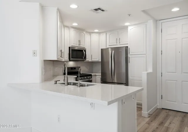 Homes for sale in Phoenix, AZ | 5350 E Deer Valley Dr #2435, Phoenix, AZ 85054 | MLS# 7029639