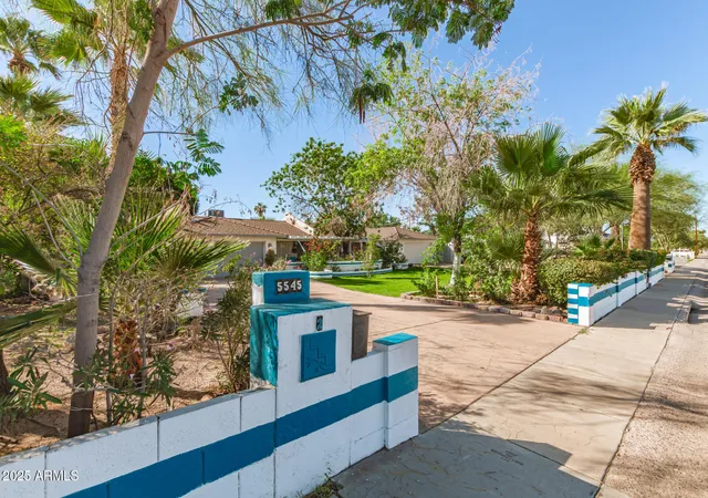 Photo 1 of Single family home for sale at 5545 E Earll Dr, Phoenix, AZ 85018 | MLS# 7029664 | Listing updated on 2026-10-12