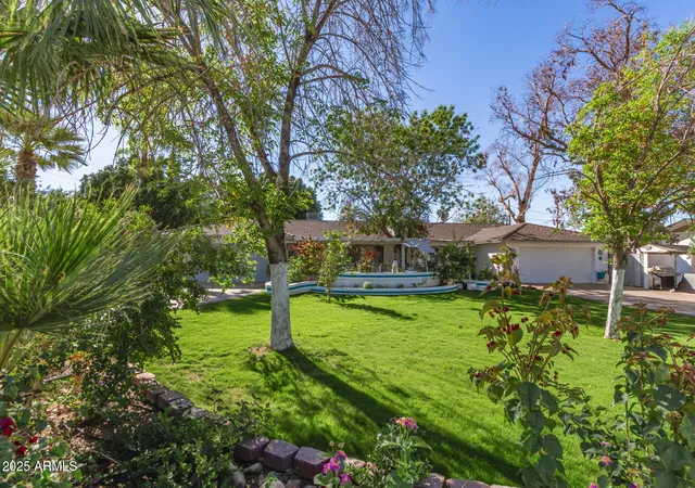 Photo 3 of Single family home for sale at 5545 E Earll Dr, Phoenix, AZ 85018 | MLS# 7029664 | Listing updated on 2026-10-12