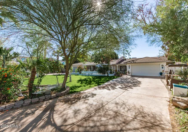 Photo 4 of Single family home for sale at 5545 E Earll Dr, Phoenix, AZ 85018 | MLS# 7029664 | Listing updated on 2026-10-12