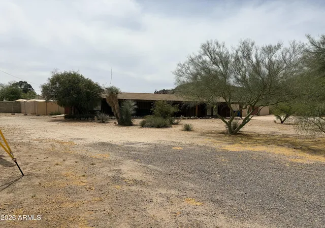 1st image of 2105 E Lone Cactus Dr, Phoenix, AZ 85024 | MLS# 7030177