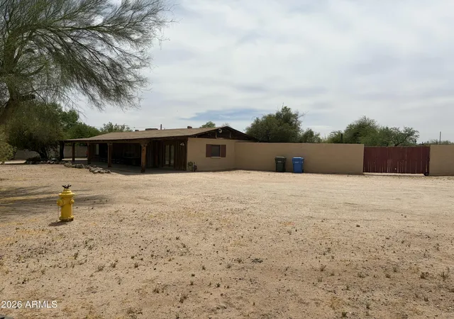 2nd image of 2105 E Lone Cactus Dr, Phoenix, AZ 85024 | MLS# 7030177