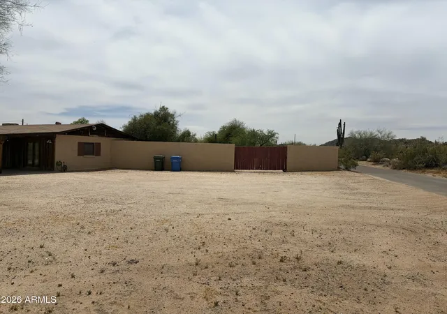 Photo 3 of Single family home for sale at 2105 E Lone Cactus Dr, Phoenix, AZ 85024 | MLS# 7030177 | Listing updated on 2026-09-01