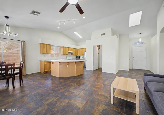 5th image of 18604 N 30Th Pl, Phoenix, AZ 85050 | MLS# 7033103