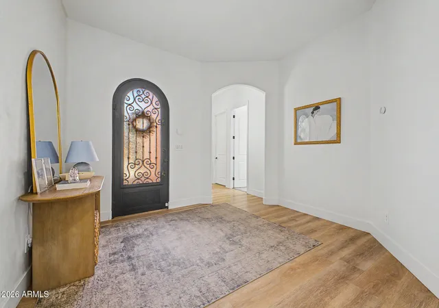 4th image of 1535 E Kings Ct, Gilbert, AZ 85234 | MLS# 7033394