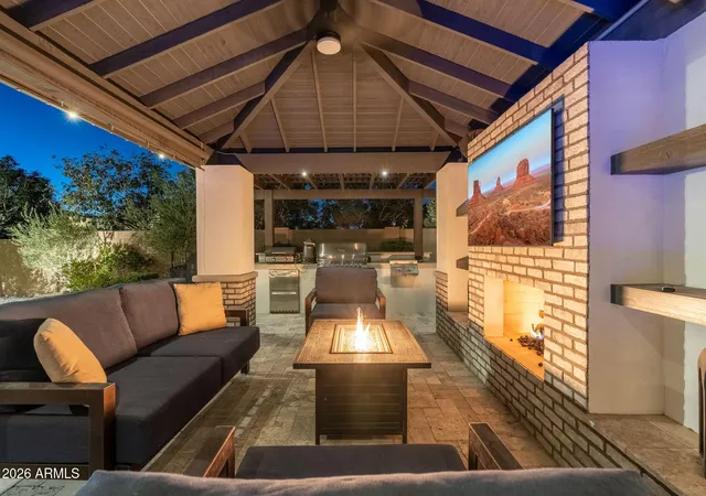 Photo 3 of Single family home for sale at 25017 S 198th Place, Queen Creek, AZ 85142 | MLS# 7033402 | Listing updated on 2026-10-20