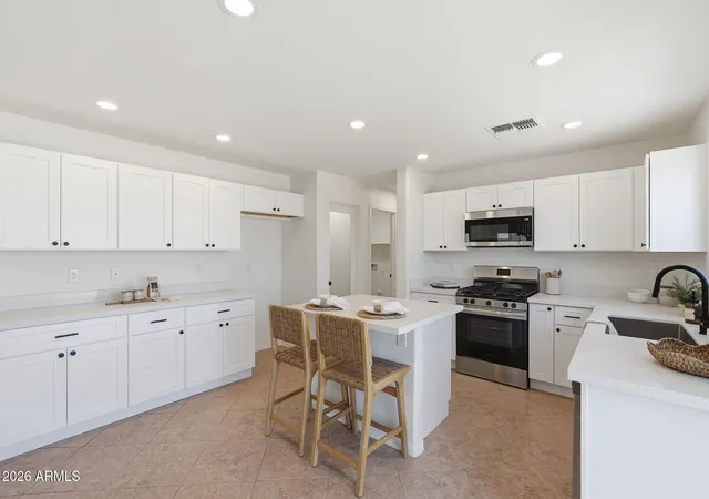 1st image of 812 W Gibson Ave, Coolidge, AZ 85128 | MLS# 7033829