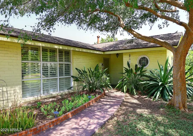 Photo 1 of Single family home for sale at 8104 N 8th Avenue, Phoenix, AZ 85021 | MLS# 7038565 | Listing updated on 2026-08-11