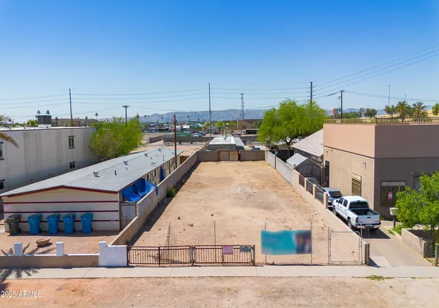 16th image of 2145 E Taylor St #11, Phoenix, AZ 85006 | MLS# 7031370