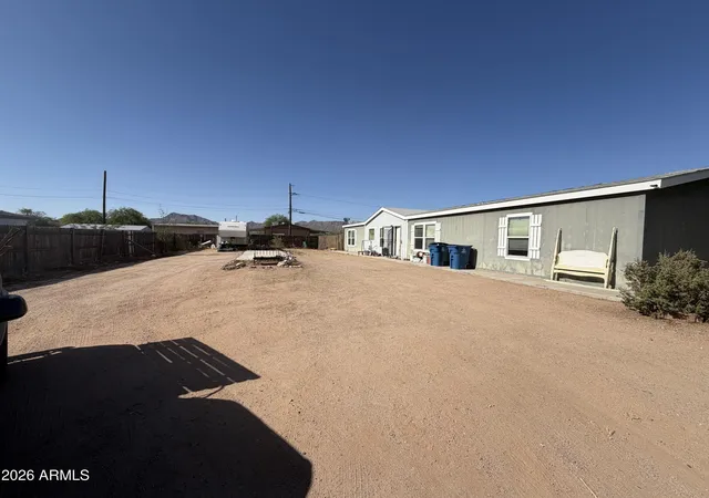 Photo 3 of Manufactured home for sale at 3150 W Roundup St, Apache Junction, AZ 85120 | MLS# 7036048 | Listing updated on 2026-08-31