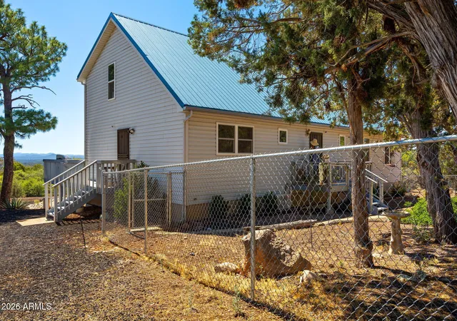 3rd image of 1153 Wilson Rd, Show Low, AZ 85901 | MLS# 7030154