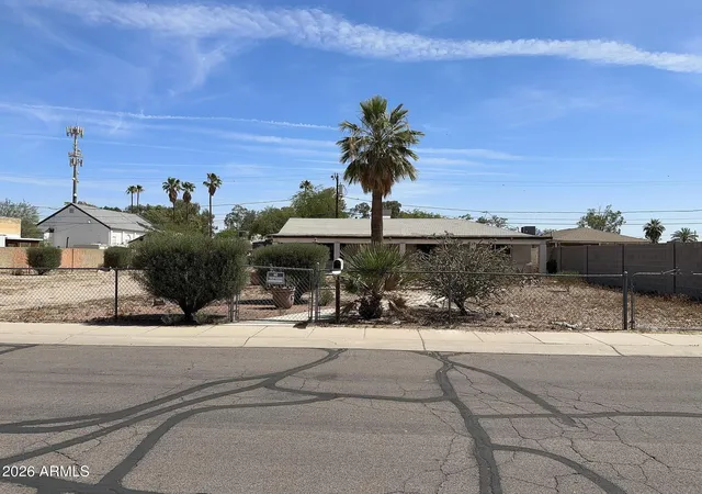 Photo 2 of Single family home for sale at 312 E 3rd Street, Casa Grande, AZ 85122 | MLS# 7035987 | Listing updated on 2026-07-28