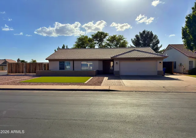 Photo 2 of Single family home for sale at 808 N Winthrop Cir, Mesa, AZ 85213 | MLS# 7030344 | Listing updated on 2026-07-16