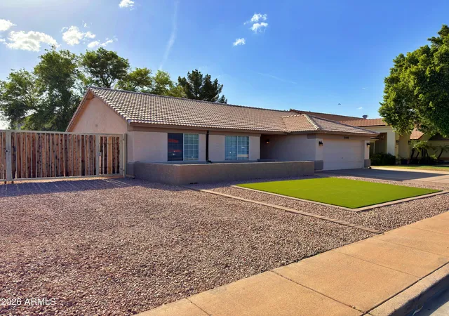 Photo 3 of Single family home for sale at 808 N Winthrop Cir, Mesa, AZ 85213 | MLS# 7030344 | Listing updated on 2026-07-16