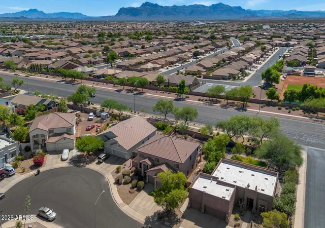 Photo 4 of Single family home for sale at 3039 S Del Rancho Ave, Mesa, AZ 85212 | MLS# 7054772 | Listing updated on 2026-10-17