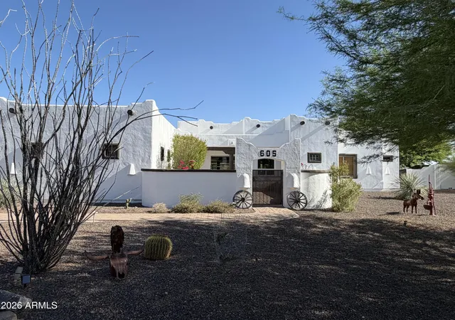 Single family home for sale at 605 W Ridgecrest Rd, Phoenix, AZ 85086 | MLS# 7030392