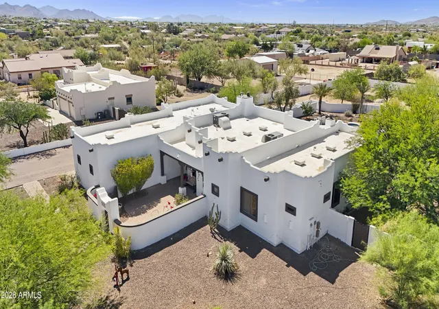 Photo 2 of Single family home for sale at 605 W Ridgecrest Rd, Phoenix, AZ 85086 | MLS# 7030392 | Listing updated on 2026-09-22
