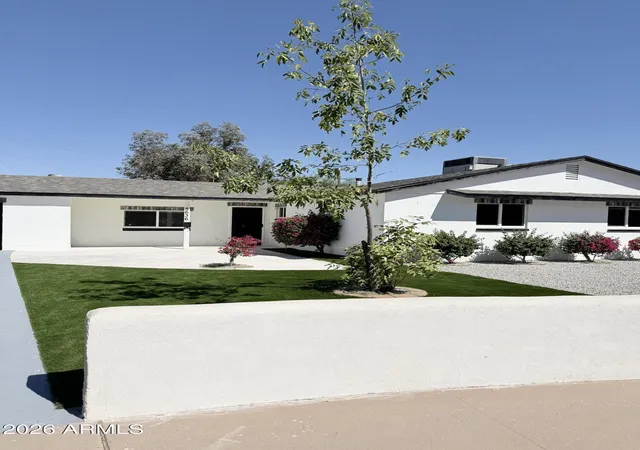Photo 4 of Sale Pending at 5636 W Amelia Ave, Phoenix, AZ 85031 | MLS# 7032746 | Listing updated on 2026-07-19