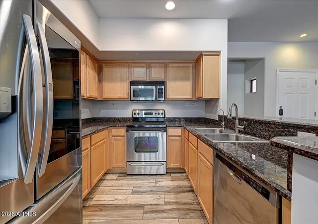 Homes for sale in Phoenix, AZ | 20660 N 40Th St #1075, Phoenix, AZ 85050 | MLS# 7030414