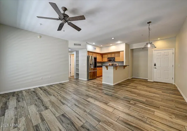 Homes for sale in Phoenix, AZ | 20660 N 40Th St #1075, Phoenix, AZ 85050 | MLS# 7030414