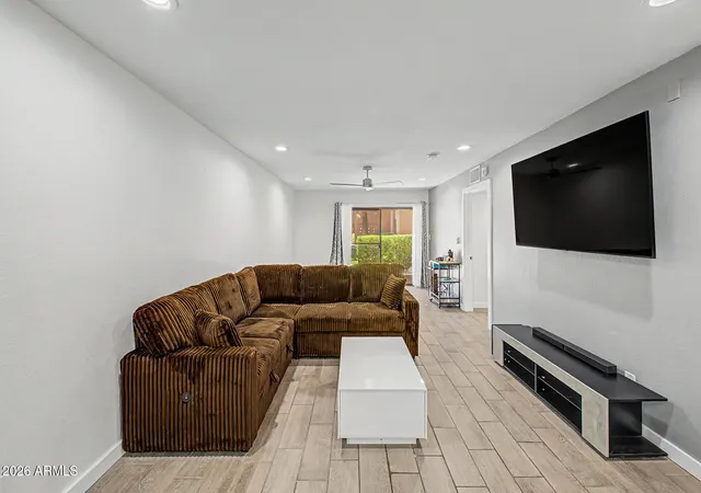 Photo 4 of House for sale at 12222 N Paradise Village Pkwy S #107, Phoenix, AZ 85032 | MLS# 7031823 | Listing updated on 2026-06-14