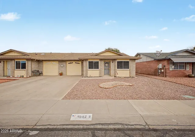 Homes for sale in Peoria, AZ | 9662 W Cinnabar Ave #B, Peoria, AZ 85345 | MLS# 7030501