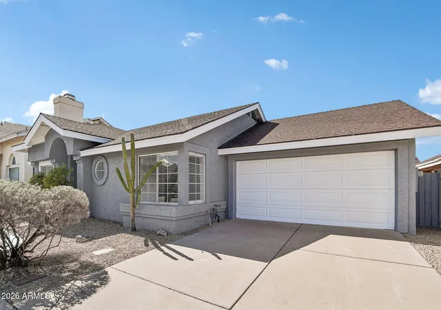 2nd image of 1029 E Annette Dr, Phoenix, AZ 85022 | MLS# 7057505