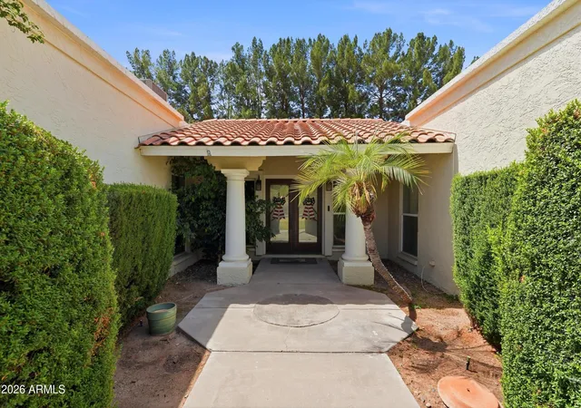 Photo 3 of Single family home for sale at 4049 E Emelita Ave, Mesa, AZ 85206 | MLS# 7031337 | Listing updated on 2026-09-17